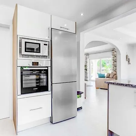 Carvoeiro Sleeps 6 With Pool Air Con And Wifi Carvoeiro (Lagoa)