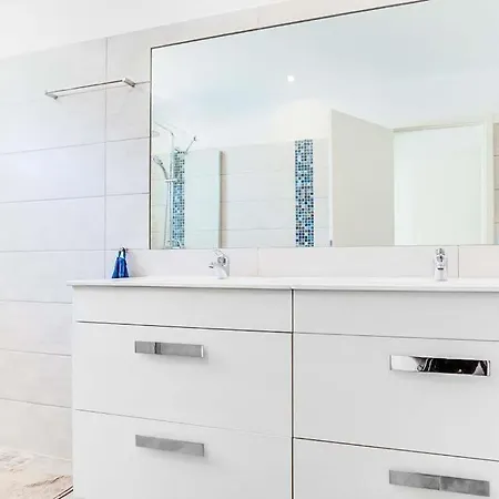 Carvoeiro Sleeps 6 With Pool Air Con And Wifi Villa Carvoeiro (Lagoa)